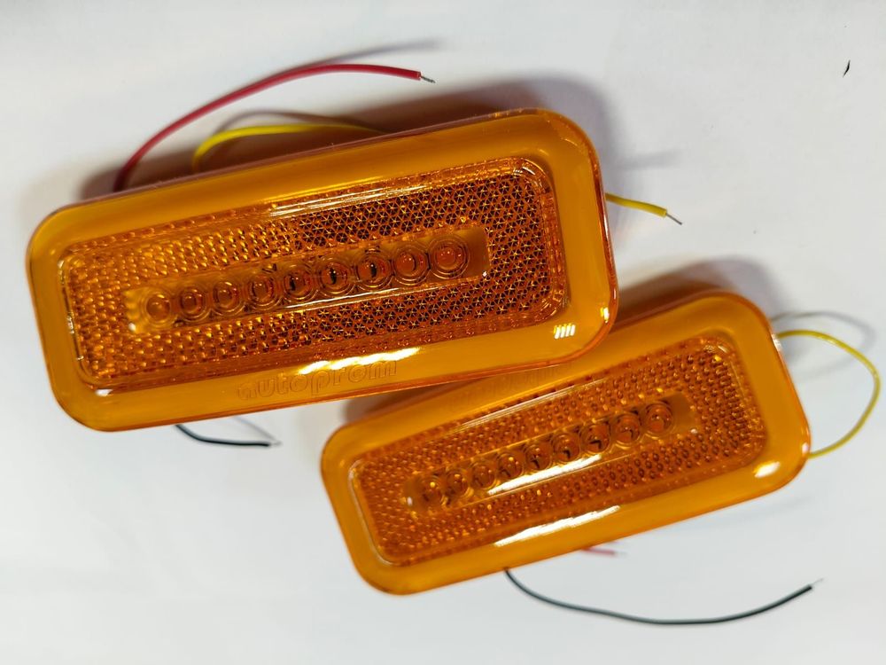 Габаритный фонарь оранжевый 12-24в